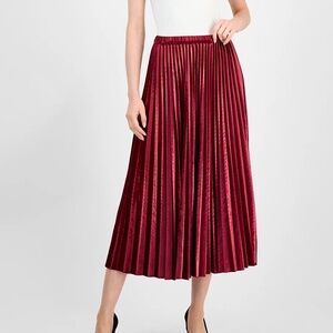 Anne Klein Plus Size Satin Pull-on Pleated Skirt - Titian Red 3X